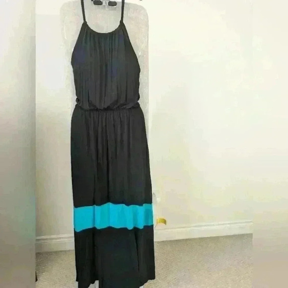 Marciano Black & blue halter - size Small Great Condition - Picture 3 of 6